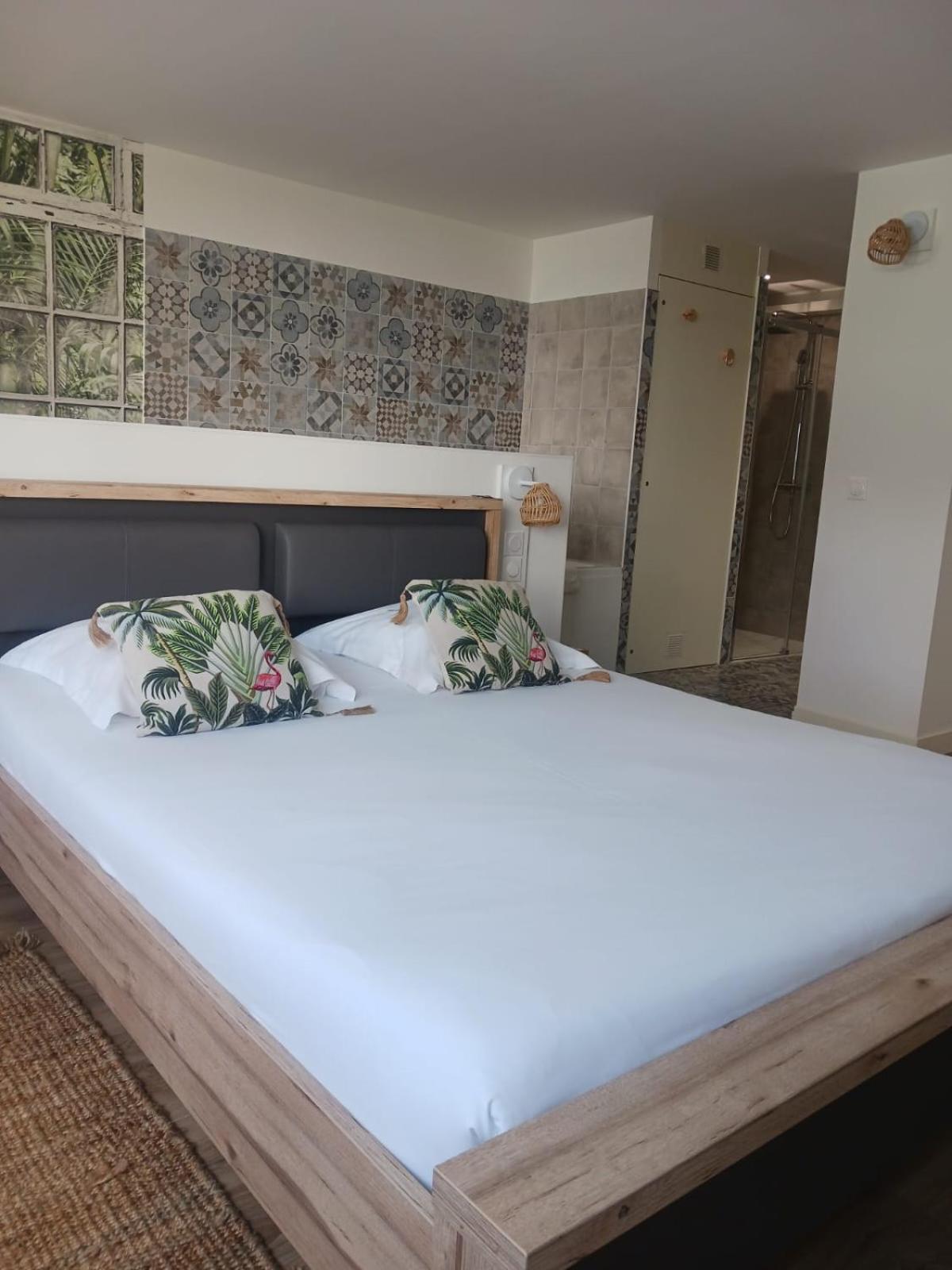 Cotinga Hotel Villars-les-Dombes Kültér fotó
